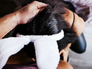 Leyla Lips Porno Video: Heftiges Eierblasen zu Ostern!